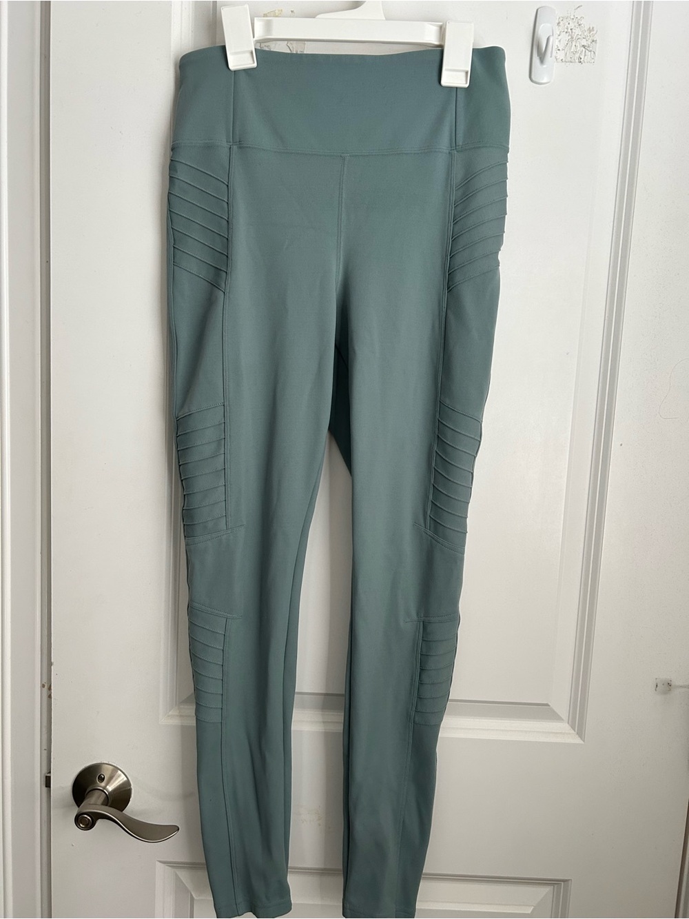 Athleta Delancey Moto Tight medium